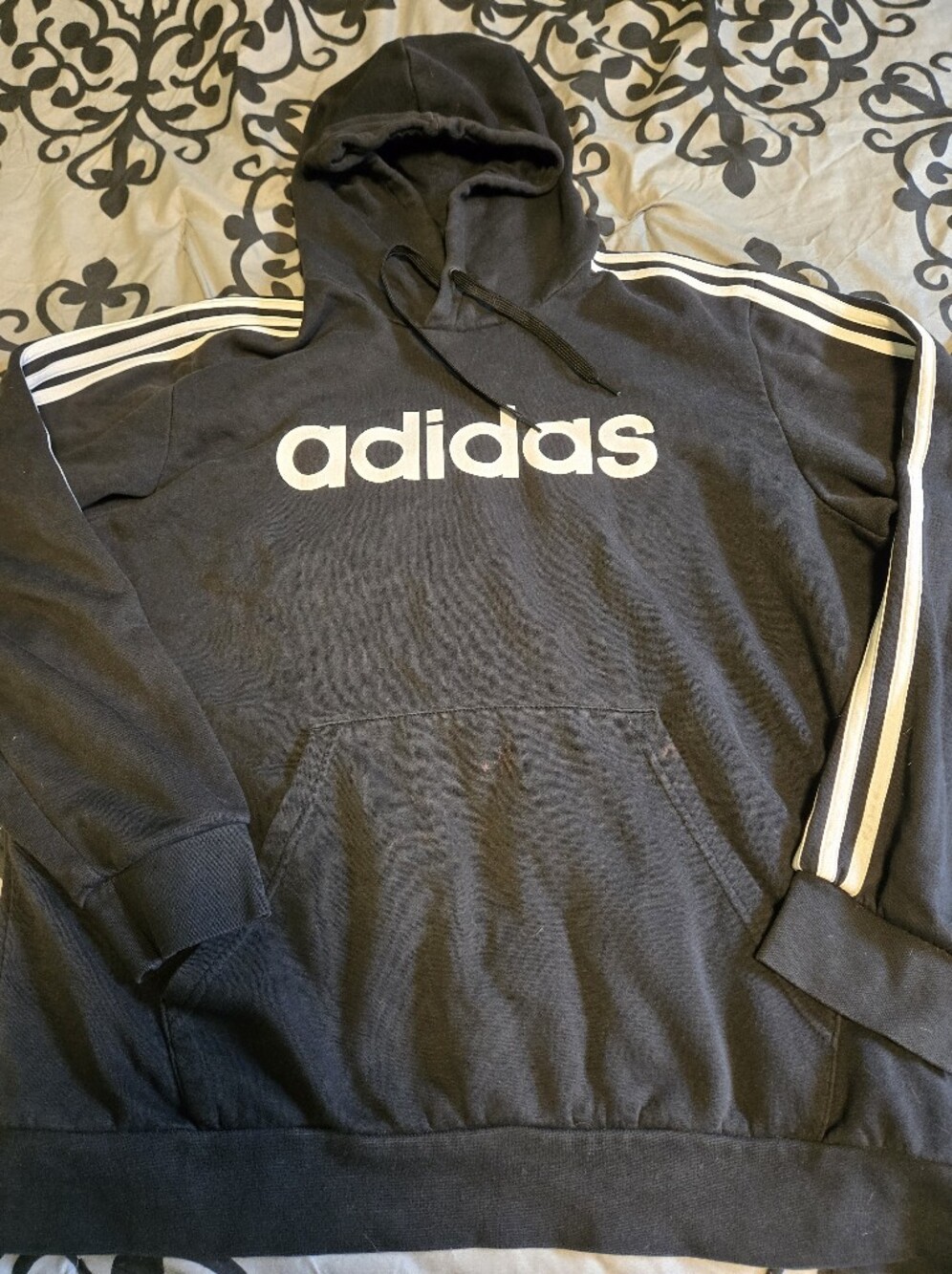 Adidad Hoodie XL